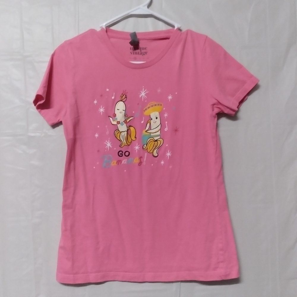 🦋 Vintage Pink Go Bananas Shirt Medium